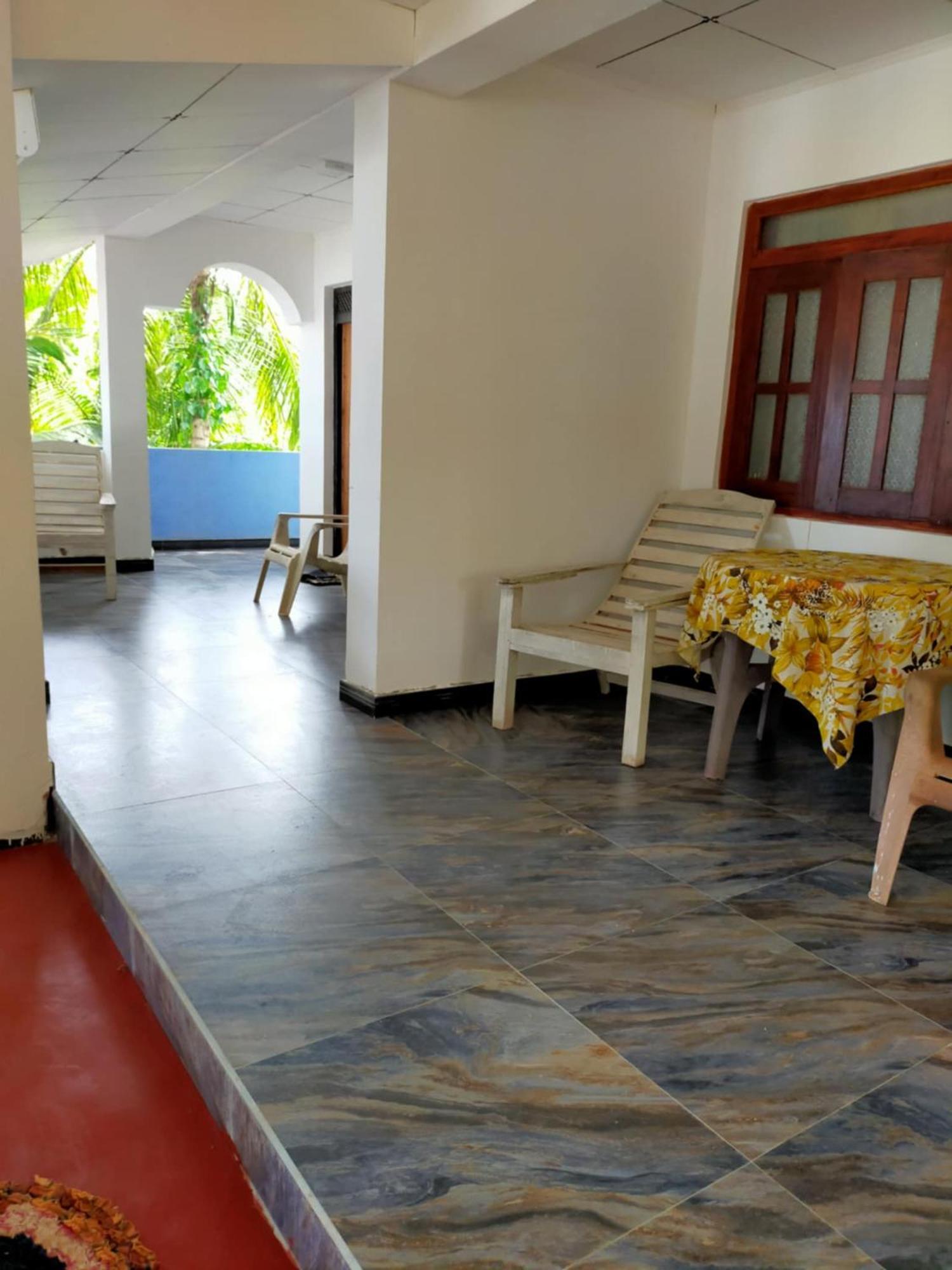 Chandi Gaya Beach Guesthouse Tangalle Extérieur photo