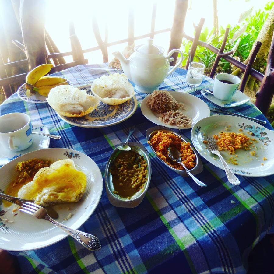 Chandi Gaya Beach Guesthouse Tangalle Extérieur photo